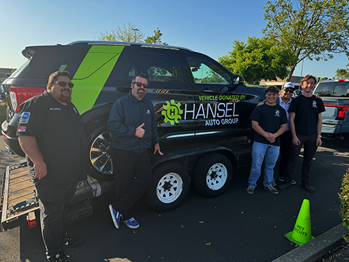 Hansel Presentation of new car to PHS